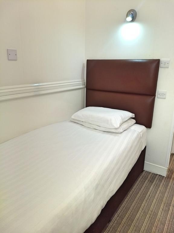 Garden Court Hotel Лондон Екстер'єр фото