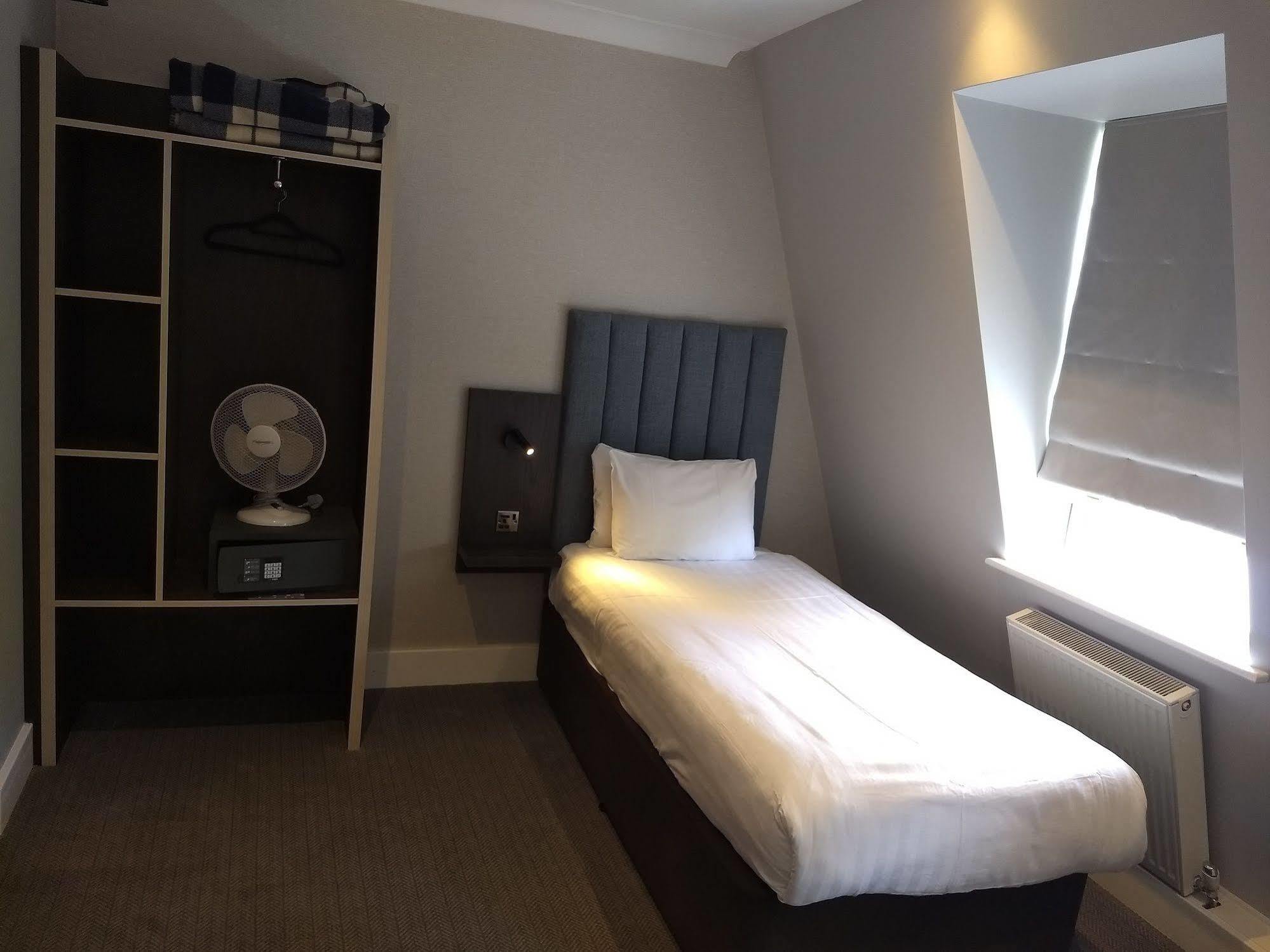 Garden Court Hotel Лондон Екстер'єр фото